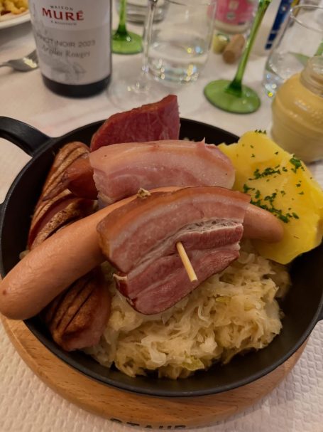 Choucroute IGP Riffel Krautergersheim plat traditionnel winstub strasbourg